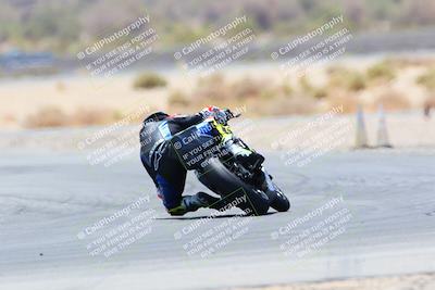 media/May-15-2022-SoCal Trackdays (Sun) [[33a09aef31]]/Turn 7 (1145am)/